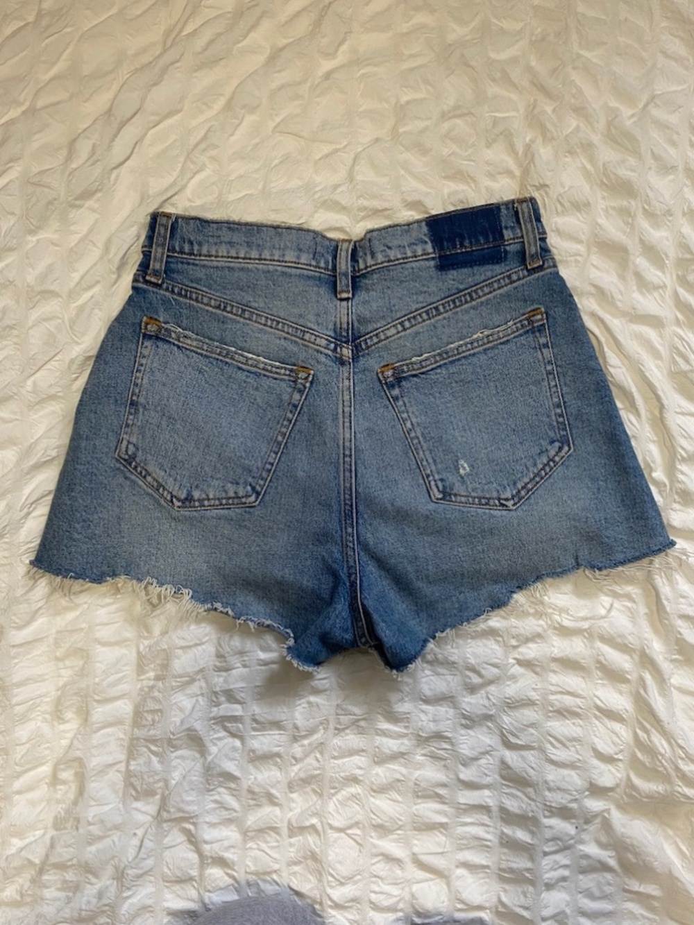 Abercrombie "The Cutoff Short" High Rise Denim Shorts - Size 27 / 4 (Curve Love) - Picture 3 of 5